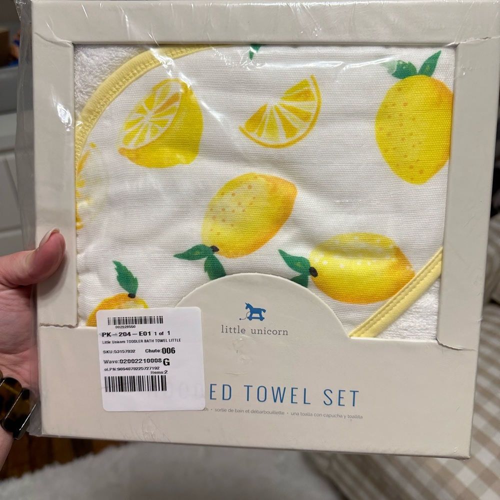 Little unicorn lemon hooded towel NIB